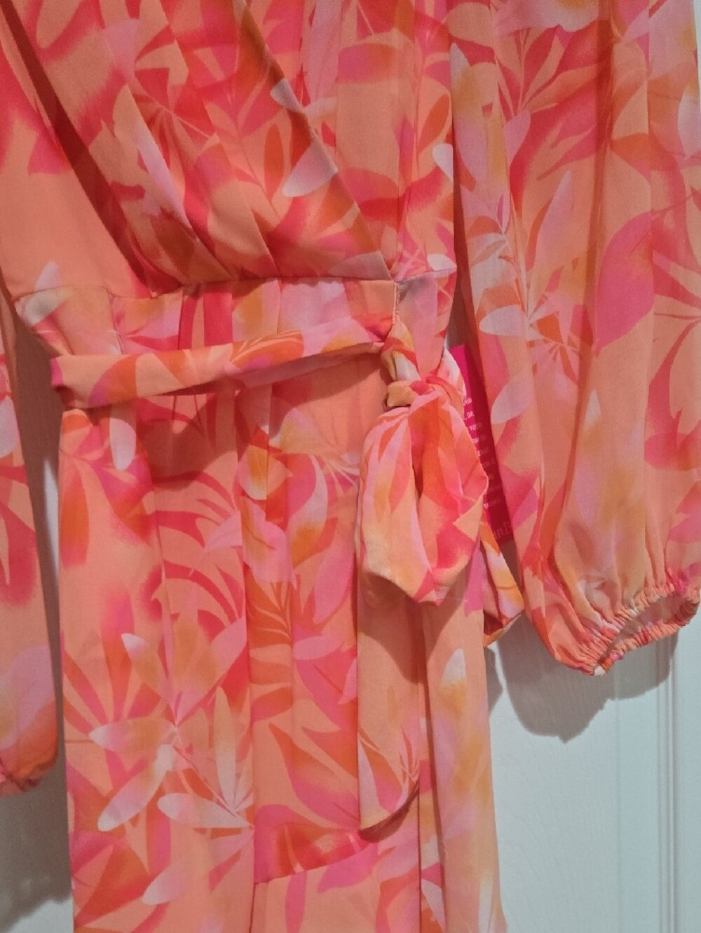 Alex Marie Coral & Pink Floral Print Wrap Dress Size 8 NEW - Picture 4 of 6